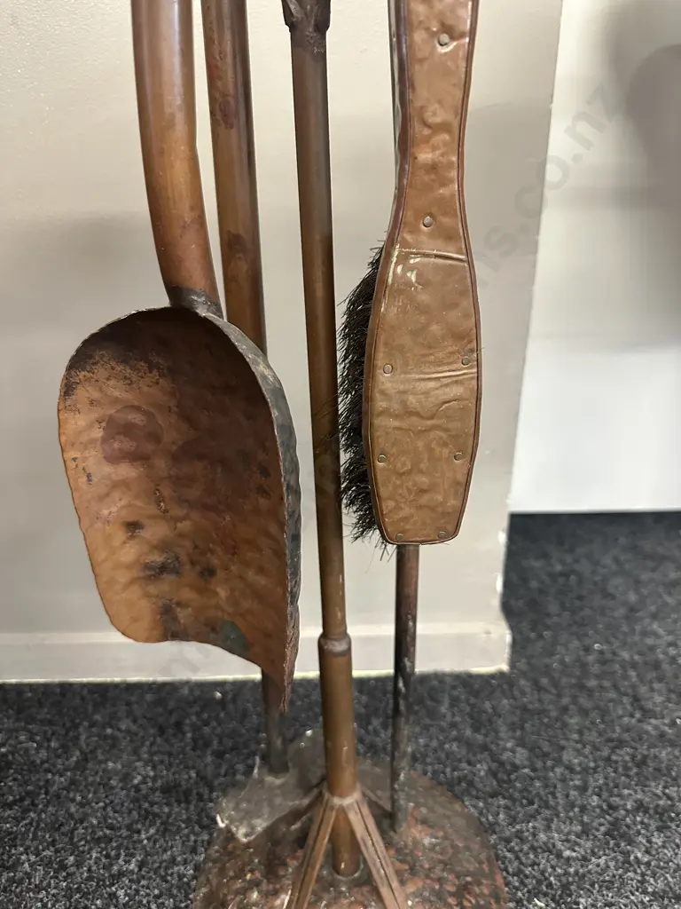 Vintage Copper Companion  Set Four Piece & Stand H65cm. Image 1++