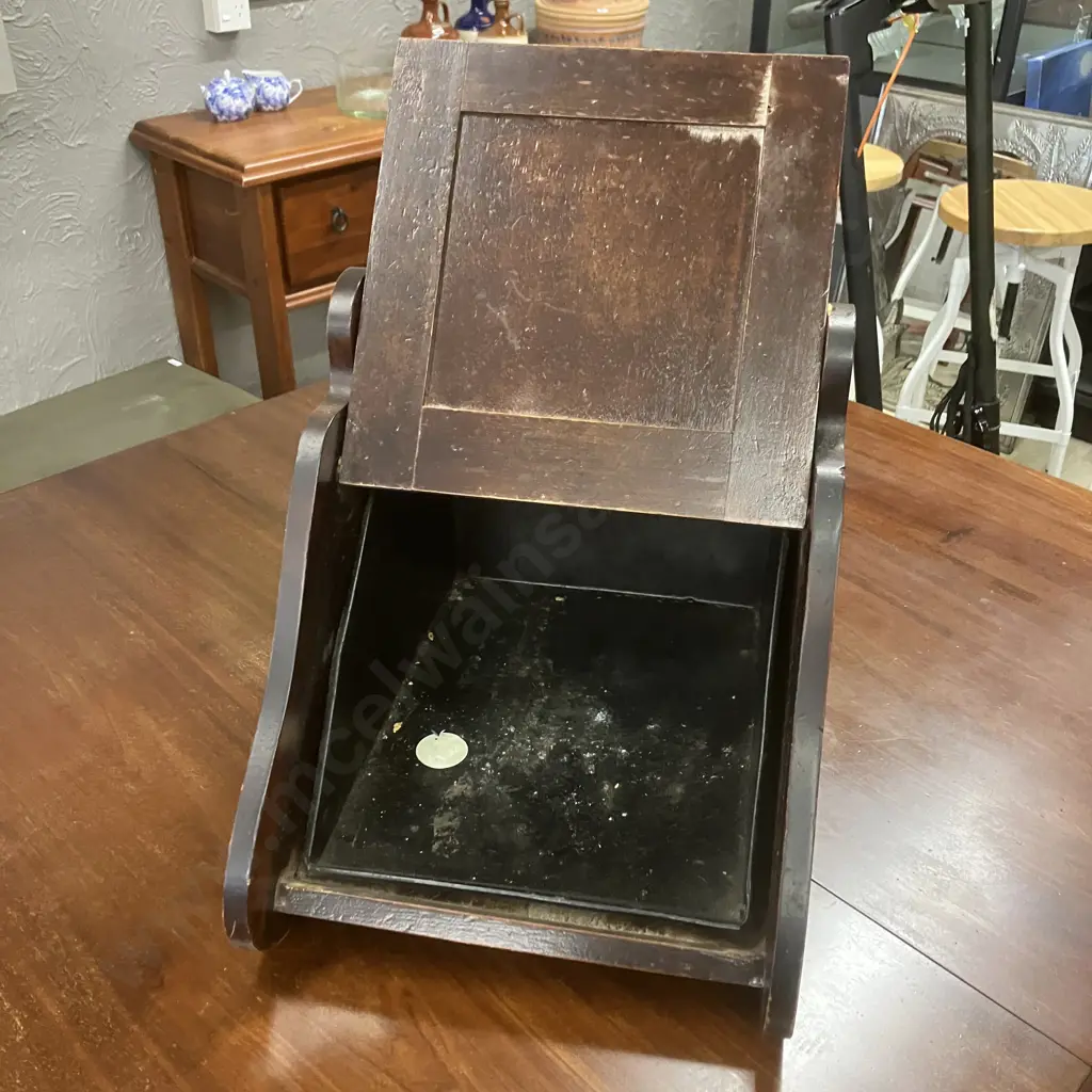 Antique Mahogany Coal Scuttle Image 1++