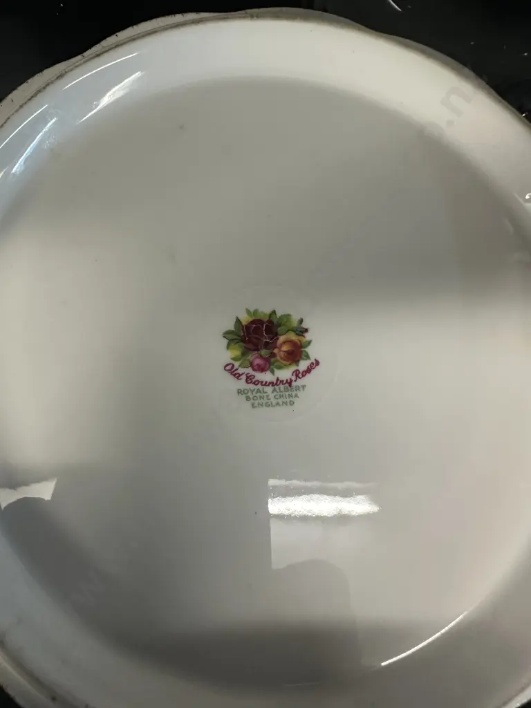 Royal Albert Old Country Roses Teapot H20cm & Teapot Stand Image 1++
