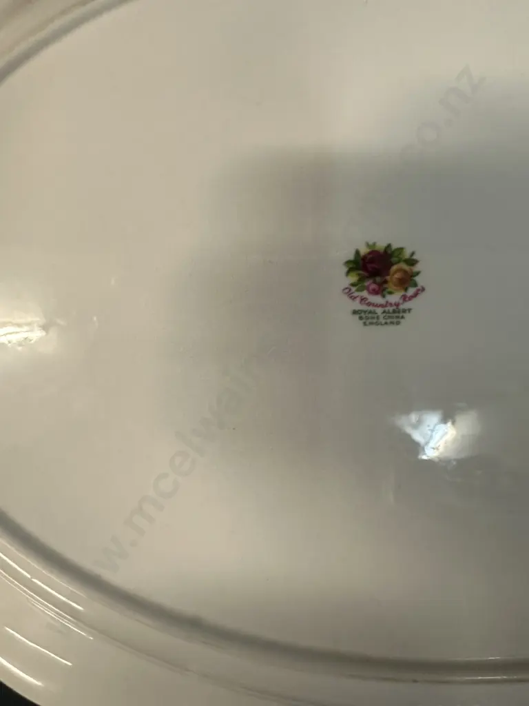 Royal Albert Old Country Roses Oval Serving Platter L38.5,D30cm. Image 1++