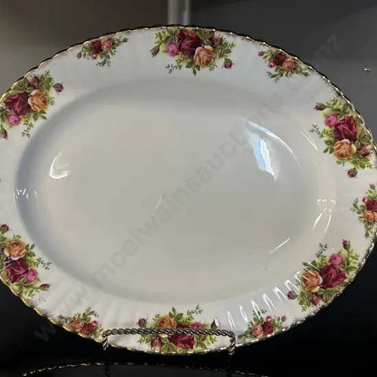 Royal Albert Old Country Roses Oval Serving Platter L38.5,D30cm.