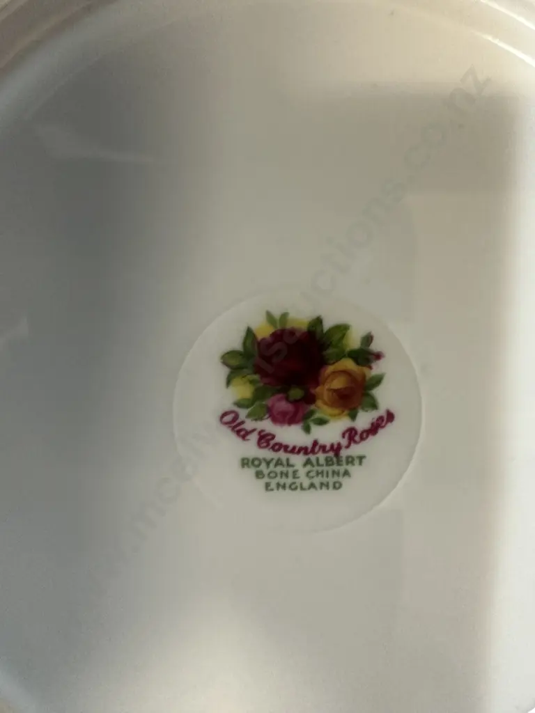 Royal Albert Old Country Roses Side Plates x8 Dia16cm. (as found condition) Image 1++