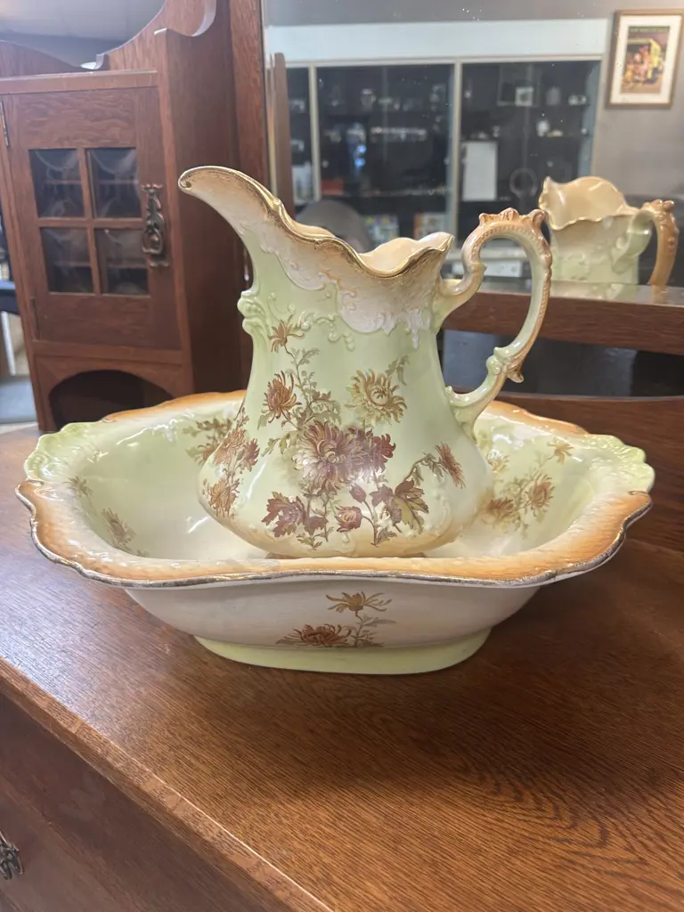 Victorian Porcelain Floral & Gilt Wash Jug & Bowl.  Chip On Jug  31cm High Image 1++