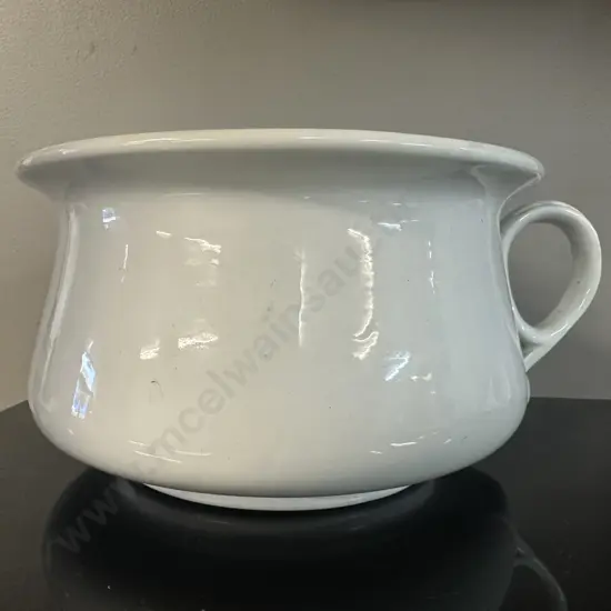 Antique Hughes Longport Chamber Pot. 13 x 22cm