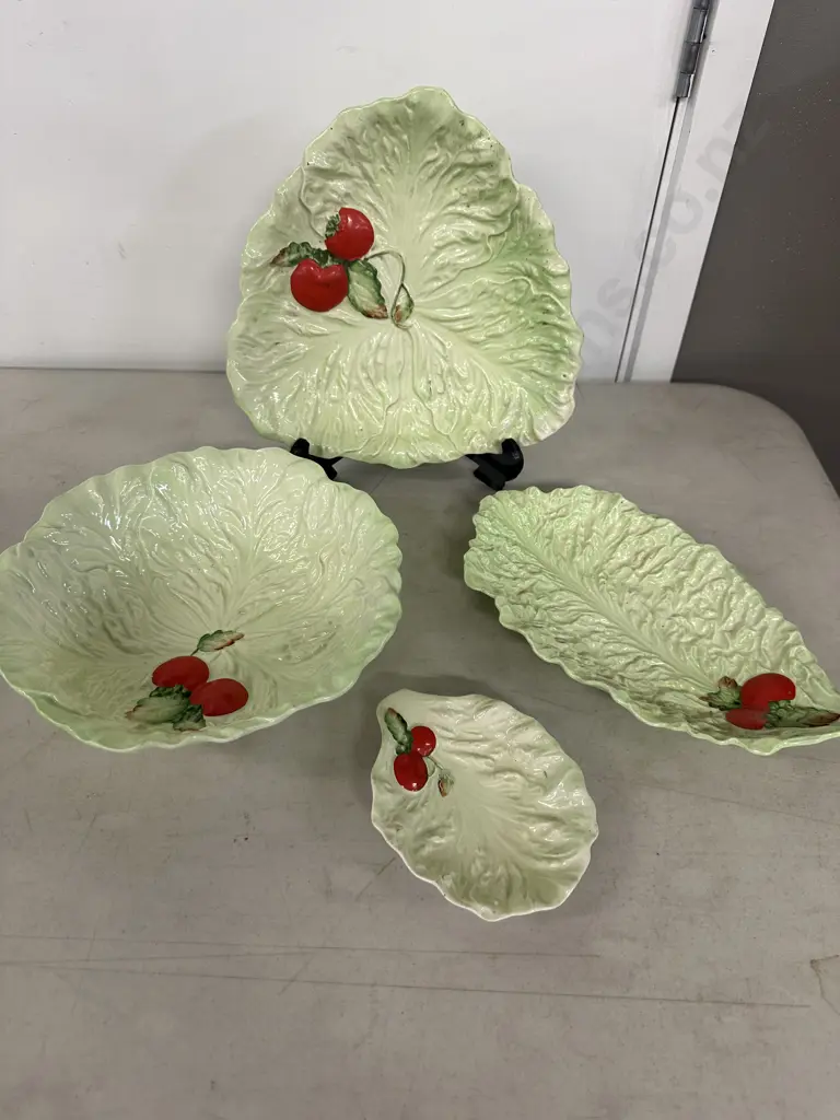 Selection Of Vintage Carlton Ware Dishes Australian Design Lettuce Leaf With Tomatoes Image 1++