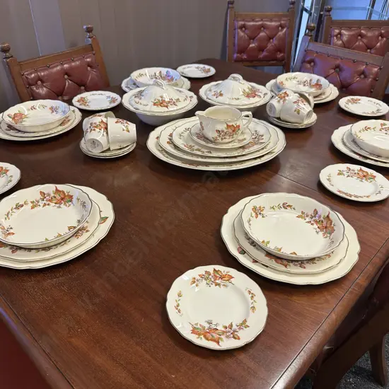 Royal Doulton Dinner Set Wilton Pattern #D6226 The Autumn/Fall Leaves Service For Six Including Serving Dishes Etc 