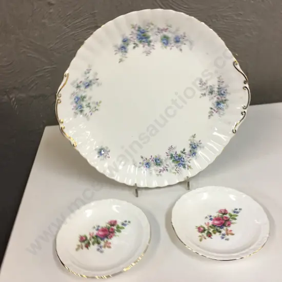 Royal Albert Cake Plate 'Blue Blossom' & 'Moss Rose' Demi Dishes x2