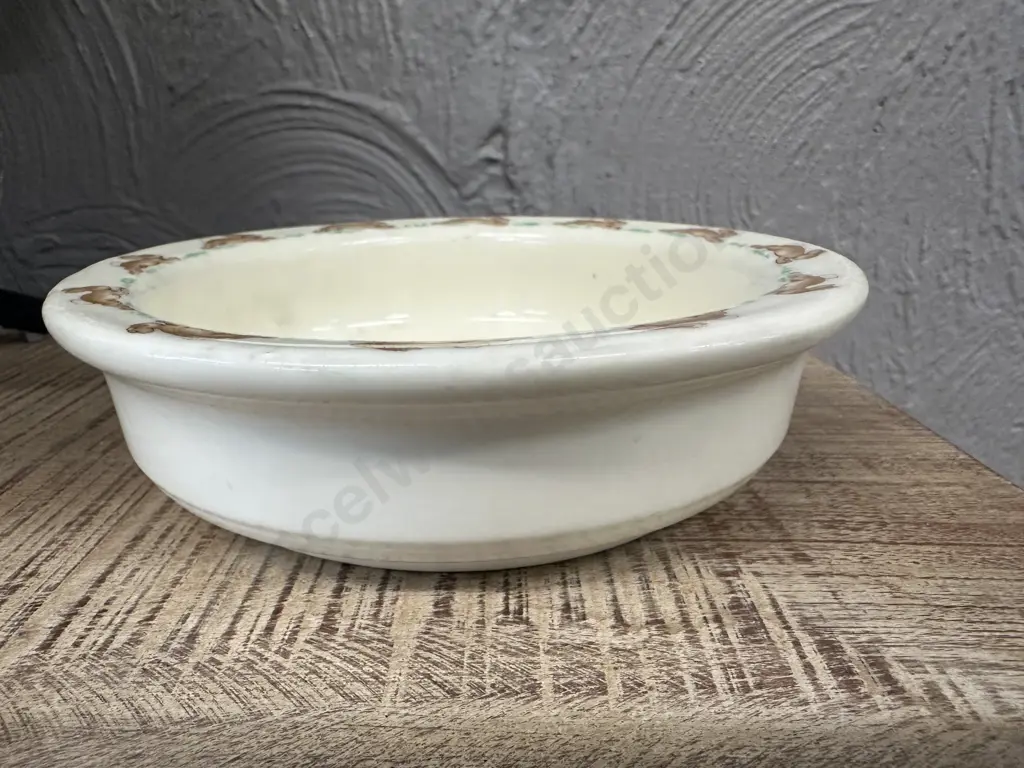 Vintage Bunnykins Baby Dish Dia16cm. Image 1++
