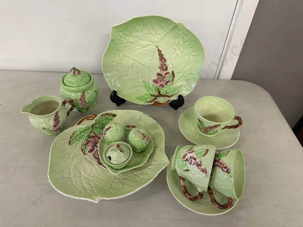 Selection Of Vintage Carlton Ware Items Foxglove Design Image 1++
