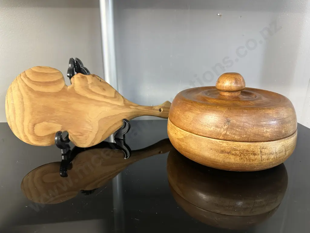 Round Wooden Lidded Footed Bowl & Wall Art H13,Dia21cm.  Image 1++