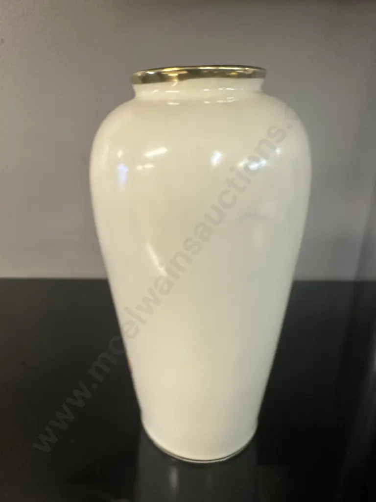 Bavaria Porcelain Poppy Design Vase #8084. H19cm Image 1++