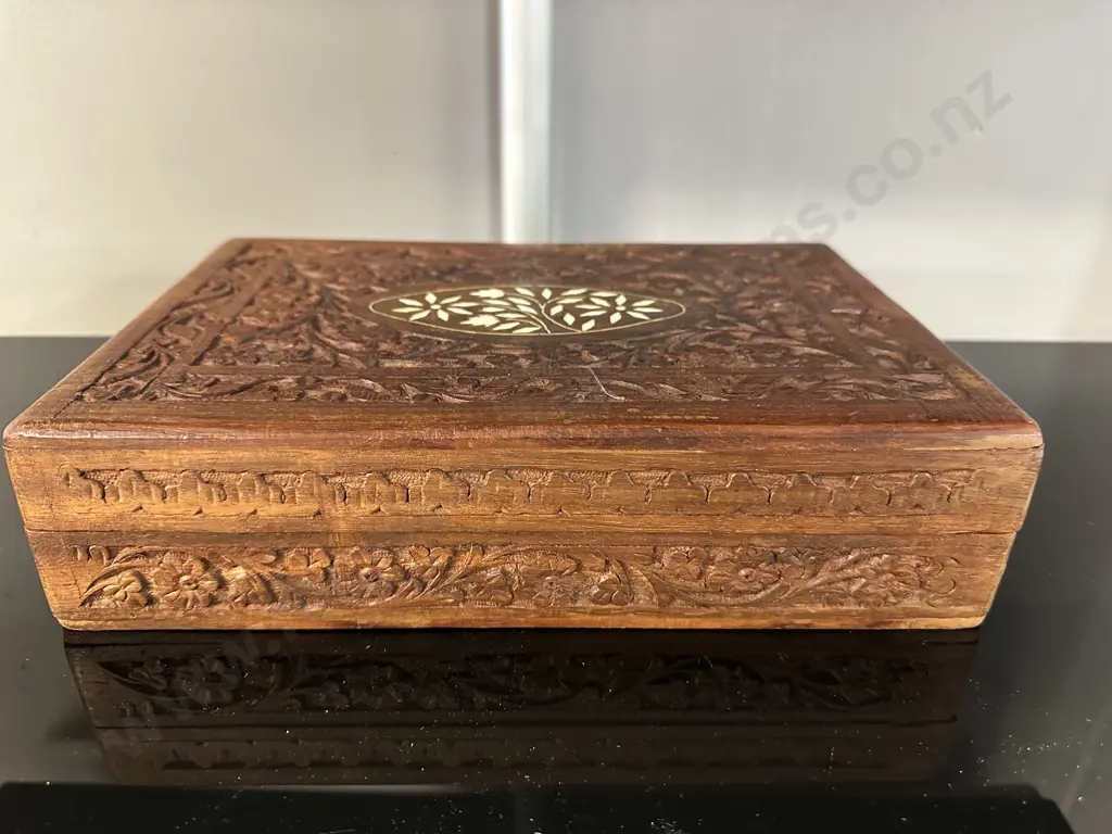 Vintage Wooden Carved Trinket Box Intricate Floral Design H7.5,W30,D20cm. Image 1++