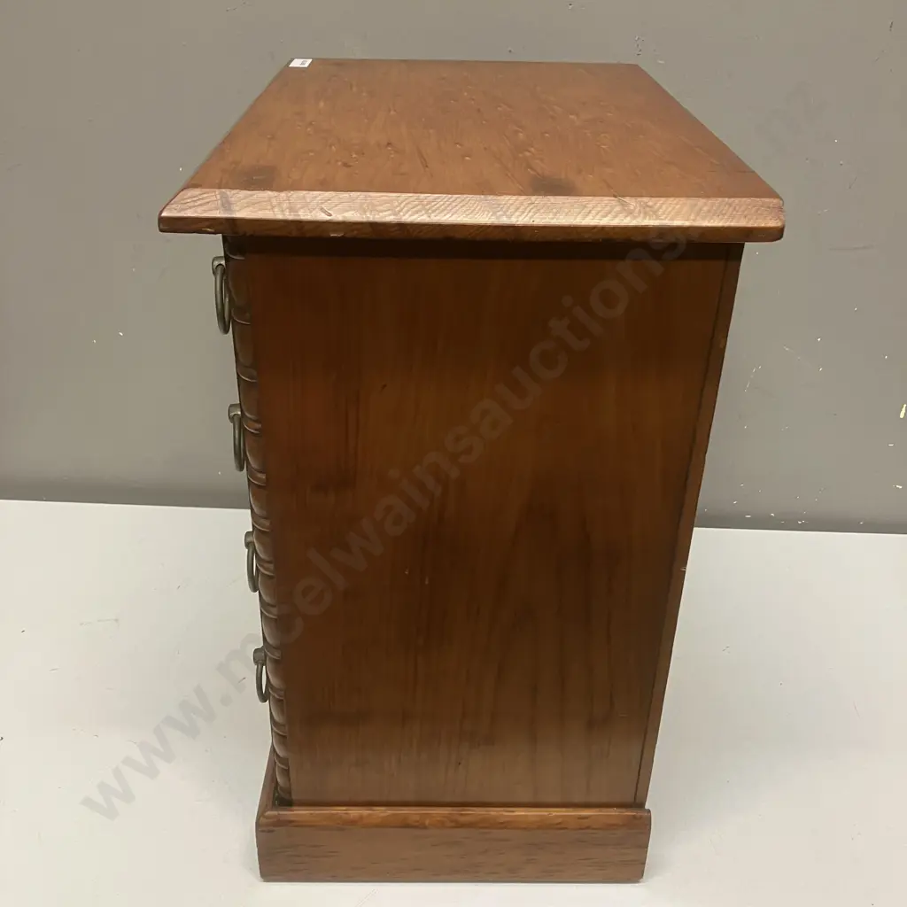 Antique Apprentice Five Drawer Chest, Half Bobbin Turned Columns And Metal Drop Handles. H43 W36 D25cm Image 1++