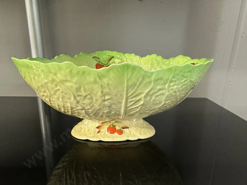 Vintage Carlton Ware Wavy Edged Lettuce Leaf Salad Bowl With Tomatoes H11,W23cm. Image 1++