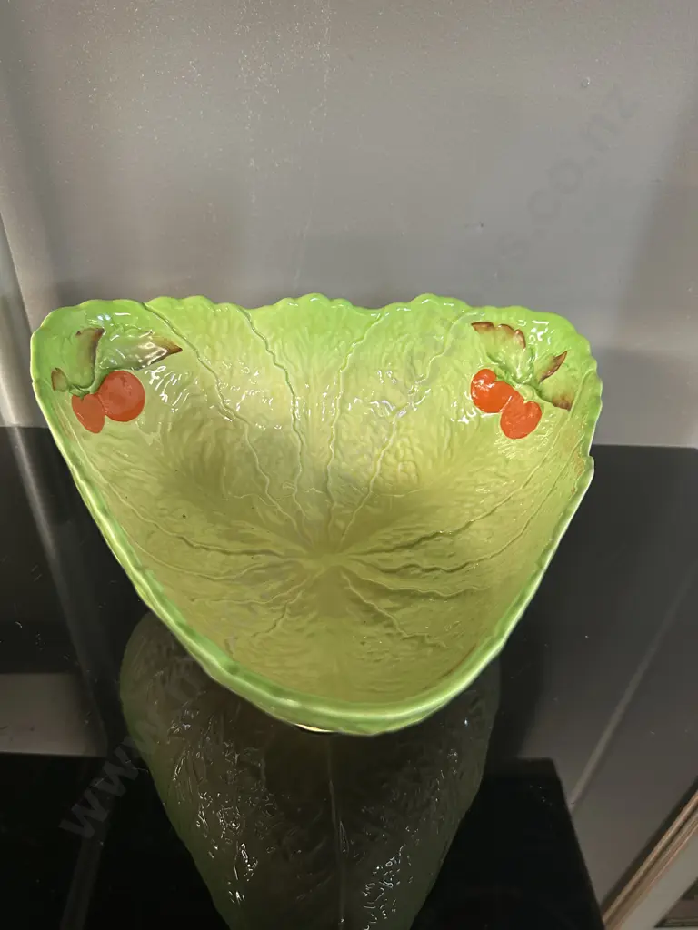 Vintage Carlton Ware Wavy Edged Lettuce Leaf Salad Bowl With Tomatoes H11,W23cm. Image 1++