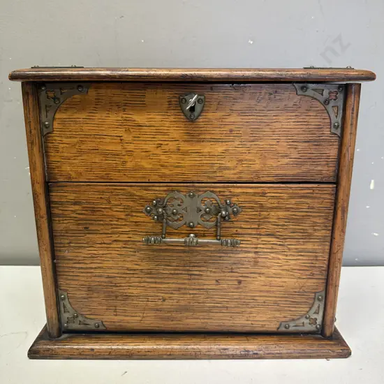 Antique Oak Collectors Cabinet Chest H28,W32.5,D20cm.