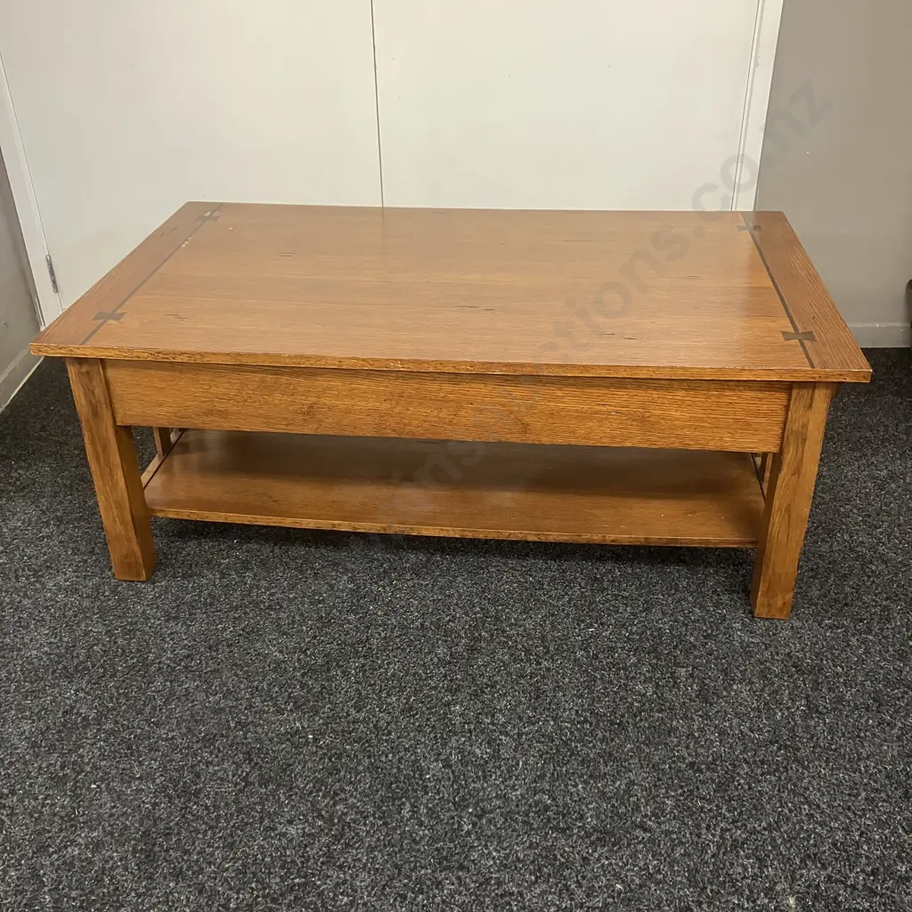 Large Oak Coffee Table With 2 Drawers & Undershelf, Black Wrought Handles, Inlaid Detail On Top. H47 W122 D71cm Image 1++