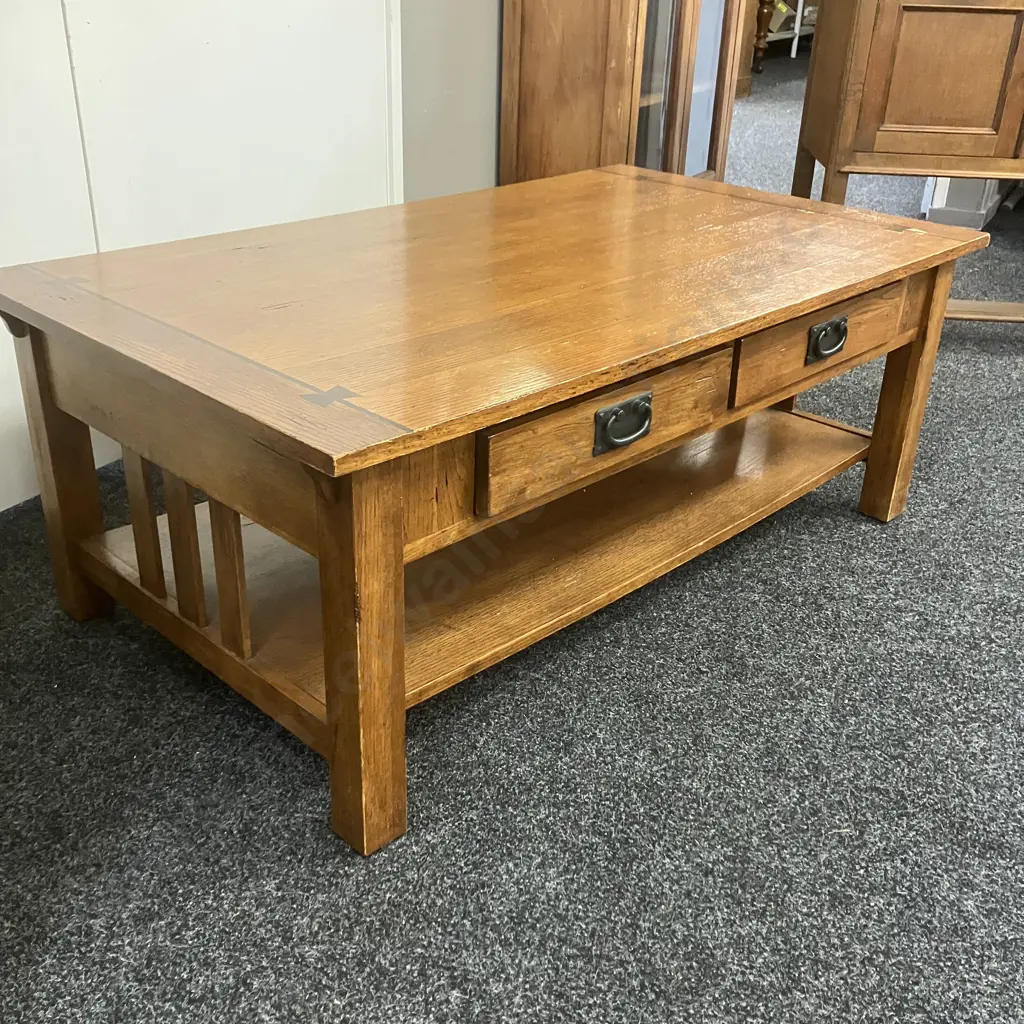 Large Oak Coffee Table With 2 Drawers & Undershelf, Black Wrought Handles, Inlaid Detail On Top. H47 W122 D71cm Image 1++