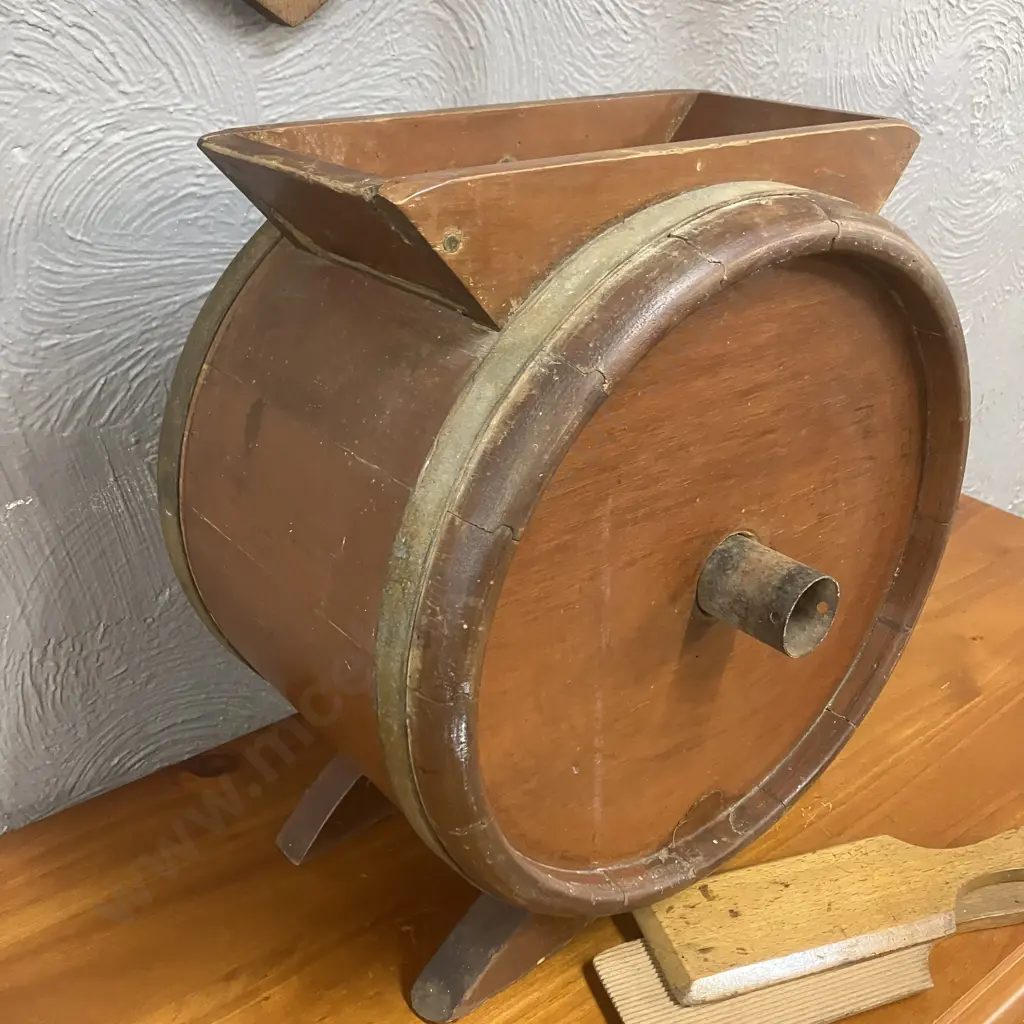 The Ideal No 1 Butter Churn (New Zealand)  With 2 Wooden Butter Paddles (As Found) Image 1++