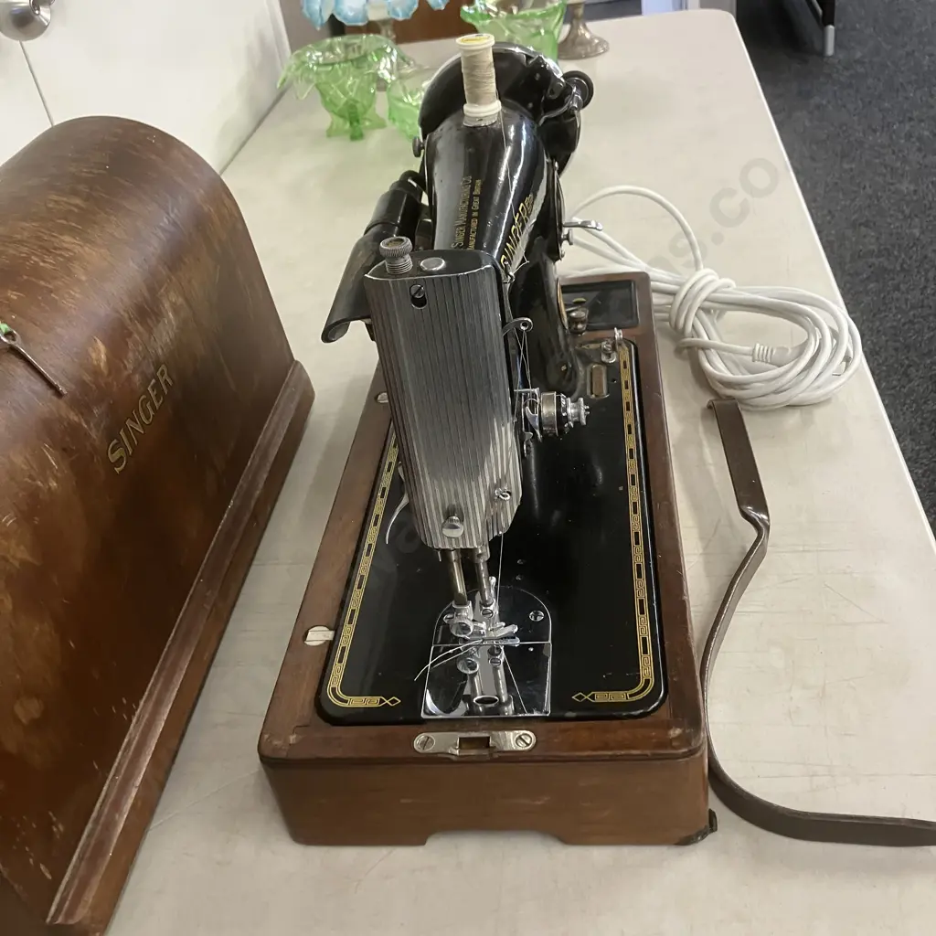 Vintage 1950's SINGER Sewing Machine #EG 263.636, Blue Badge, Centennial Edition - Great Britain, Bentwood Case With Key Image 1++