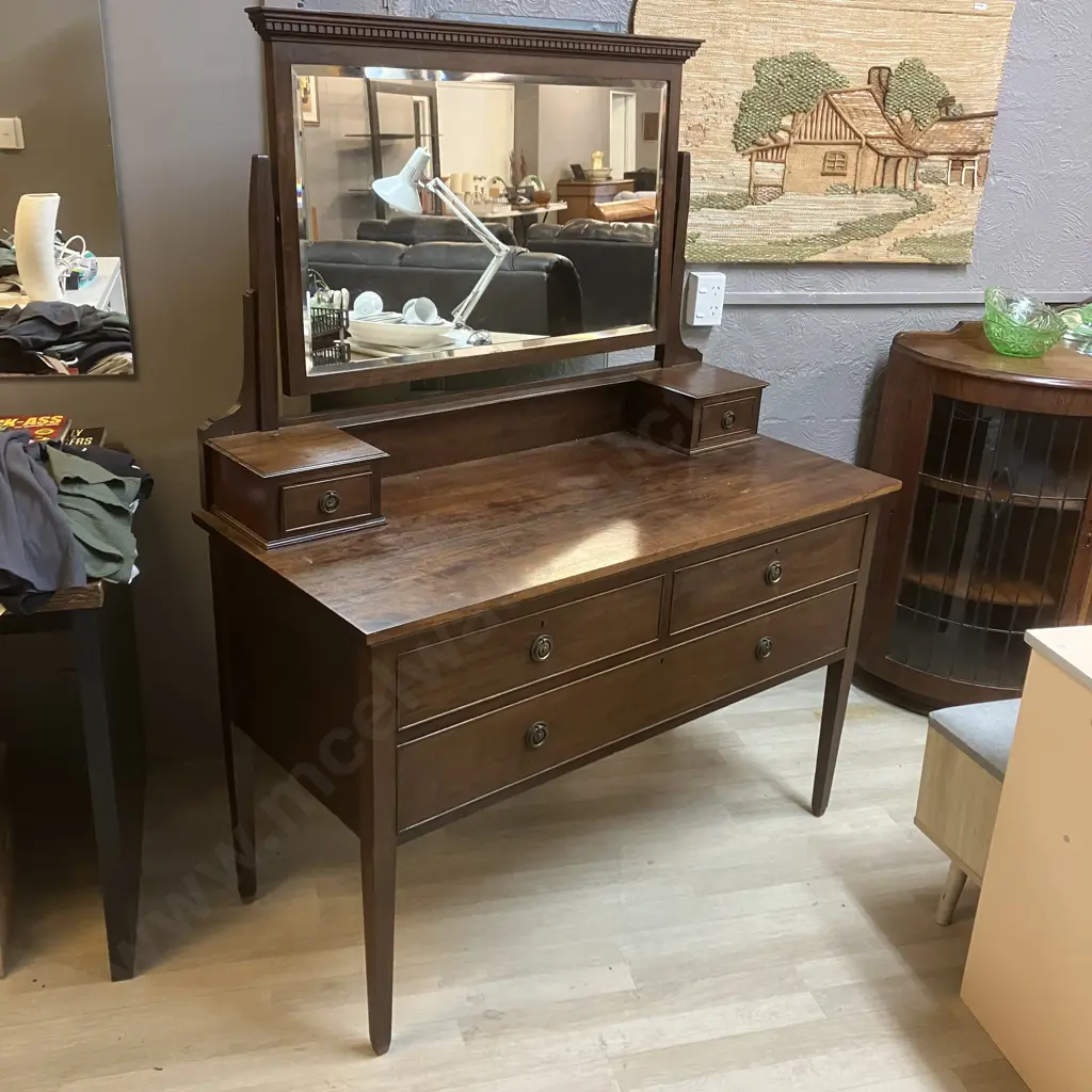 Antique Vanities Table With Mirror. H157 W122 D56cm Image 1++