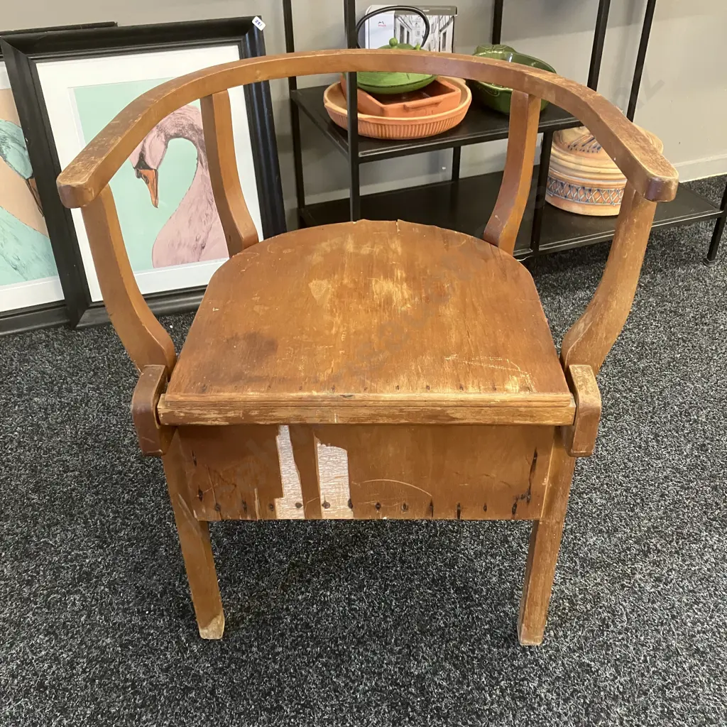 Vintage Wooden Commode With Mellor, Taylor & Co Chamber Pot. H67 W54 D49cm Image 1++