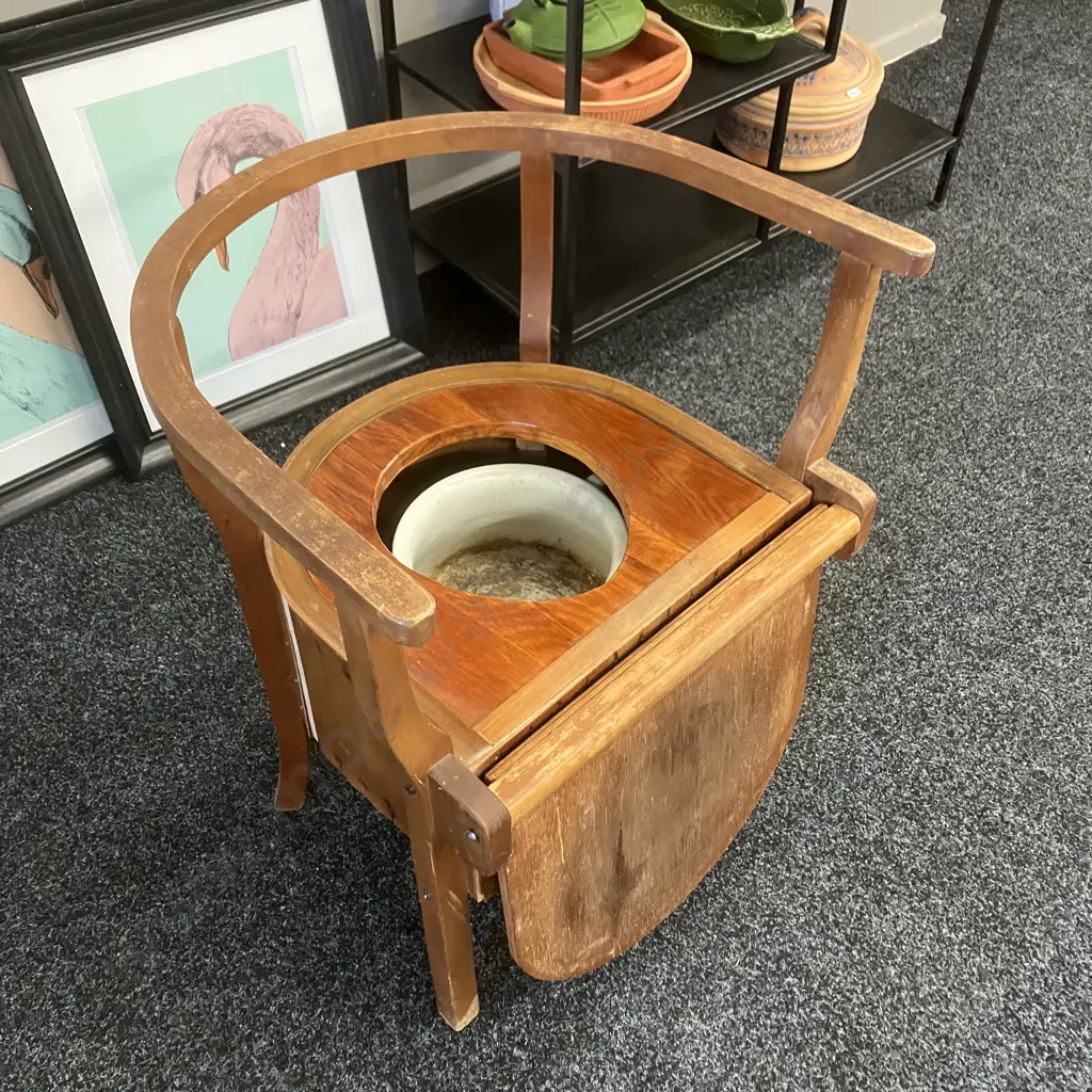 Vintage Wooden Commode With Mellor, Taylor & Co Chamber Pot. H67 W54 D49cm Image 1++