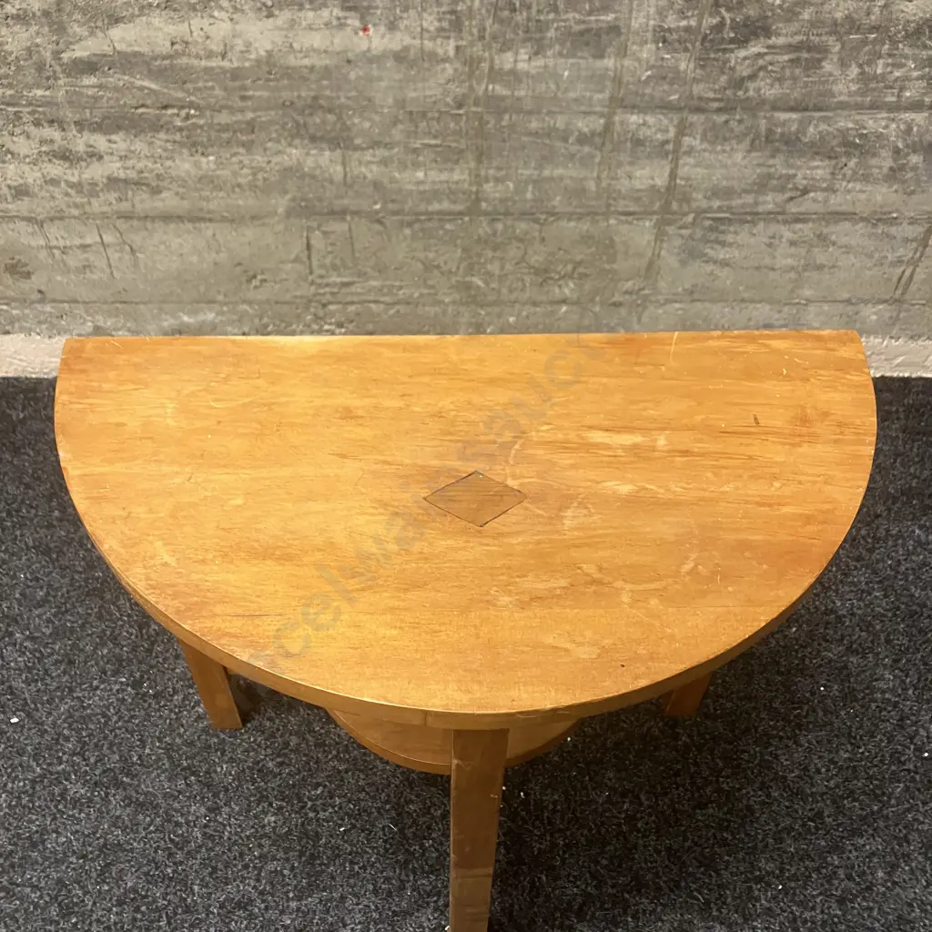 Rimu 1/2 Round Occasional Table. H53 W54 D28cm Image 1++