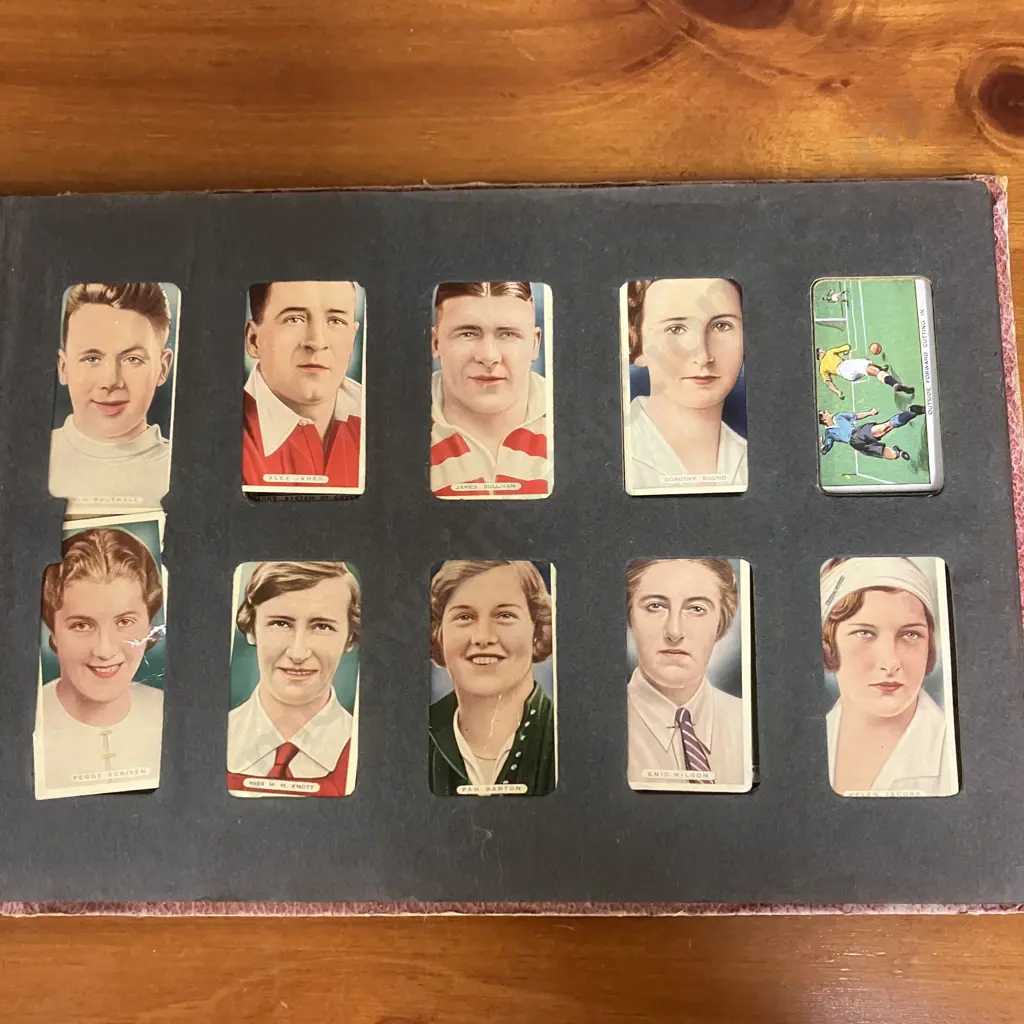 Wills Cigarette Cards NZ Footballers, 1938 Churchmans Boxing Personalities, Ardath Cigs Etc In Three Castles Album Image 1++