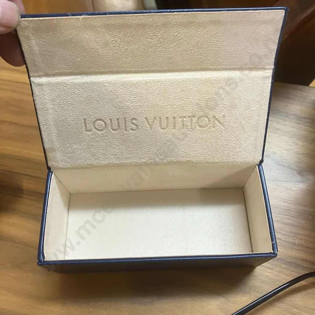 Louis Vuitton Acetate Frame Enigme GM Sunglasses Z0361U Black With Case, Box & Paperwork (93L 58-14 OO 140) Image 1++