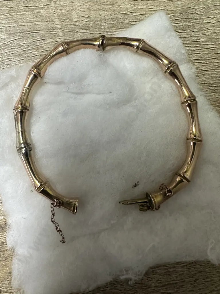 Antique Rose Gold Bamboo Detail Bangle Stamped 375 Safety Chain Damaged  Image 1++