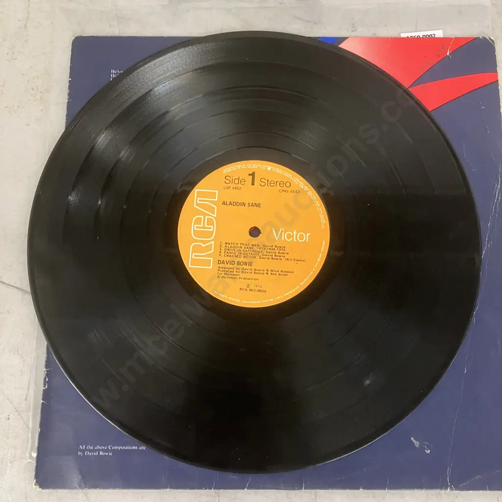Rare 1973 New Zealand Pressing David Bowie Aladdin Sane Gatefold Vinyl LP Record With Lyrics Sleeve, RCA Victor LSP-4852 Image 1++