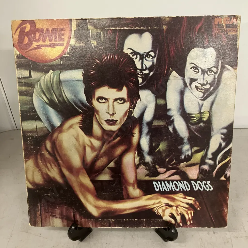 Very Rare 1974 New Zealand Pressing David Bowie Diamond Dogs Gatefold Vinyl LP Record, RCA Victor CPL1-0576 Image 1++