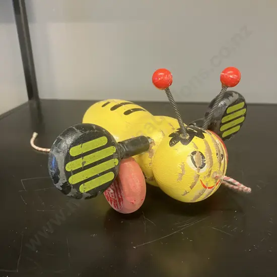 Rare Vintage Wooden Buzzy Bee Pull Toy Pinocchio Wooden Toys, Waipa, New Zealand