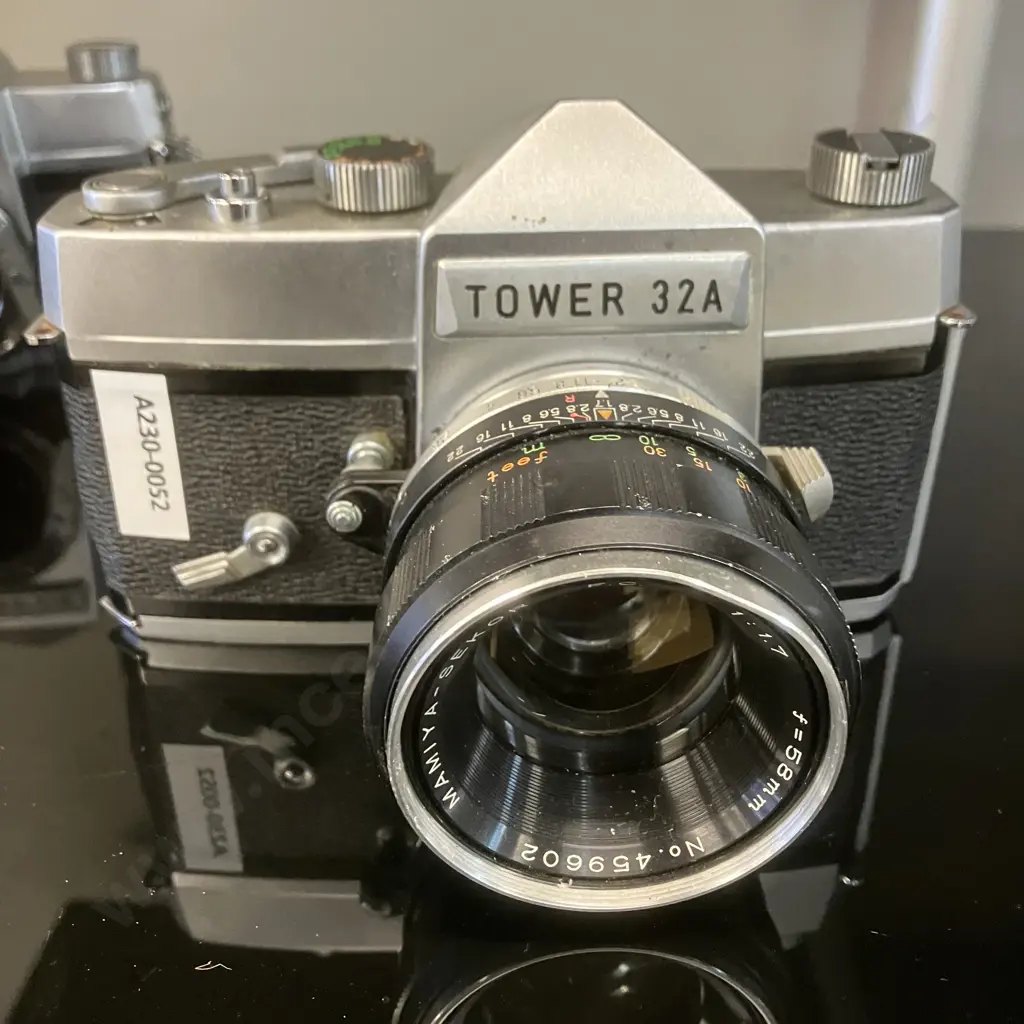 Tower 32A (Mamiya Prismat NP) (#3388025) With Mamiya Sekor F.C. 58mm F1.7 EXA Exakta Mount Lens (#459602) - JAPAN 1963 Image 1++