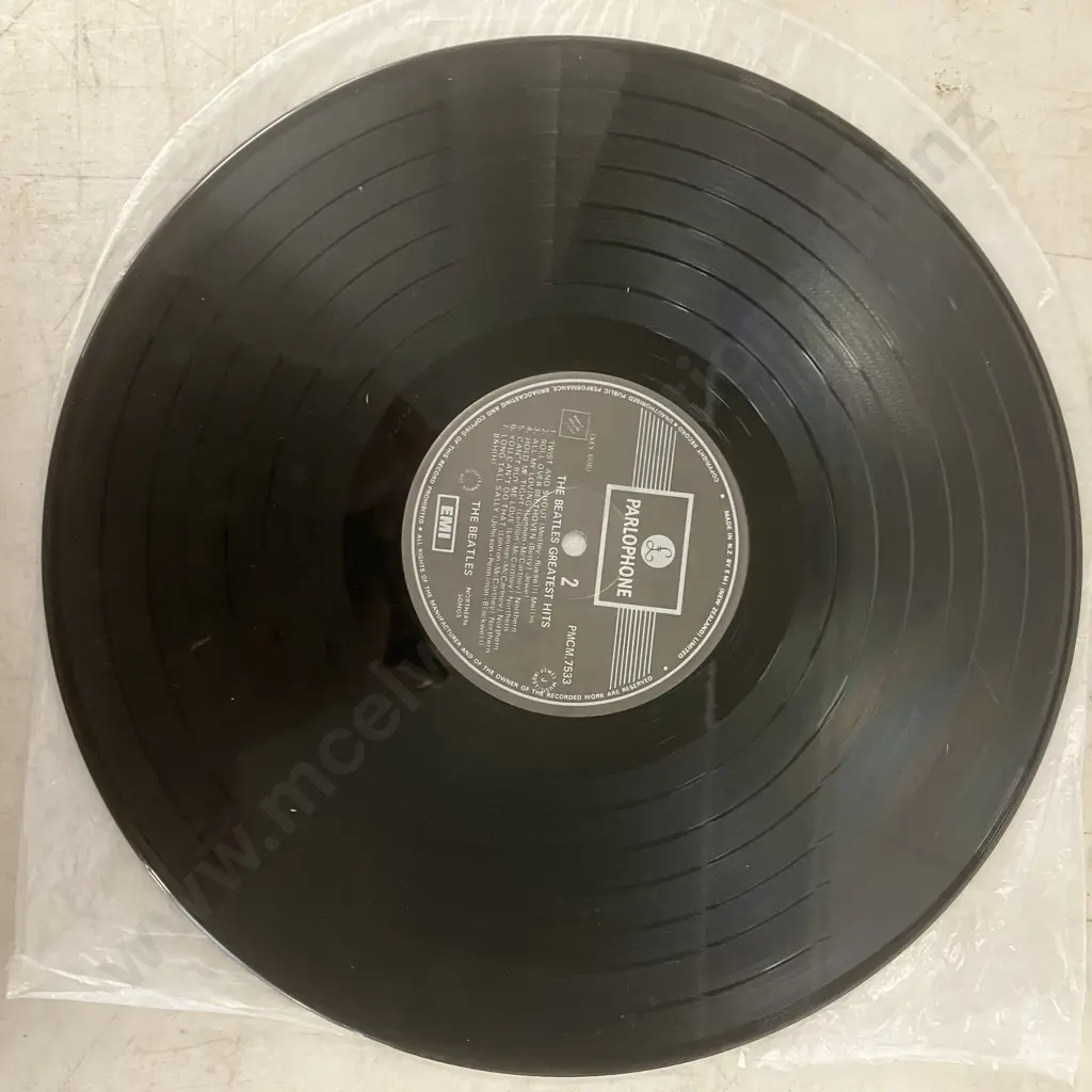 The Beatles 1962/1966 2LP Vinyl Gatefold With Lyric Sleeves PCSP 717 & Greatest Hits PMCM 7533 - New Zealand Pressings Image 1++