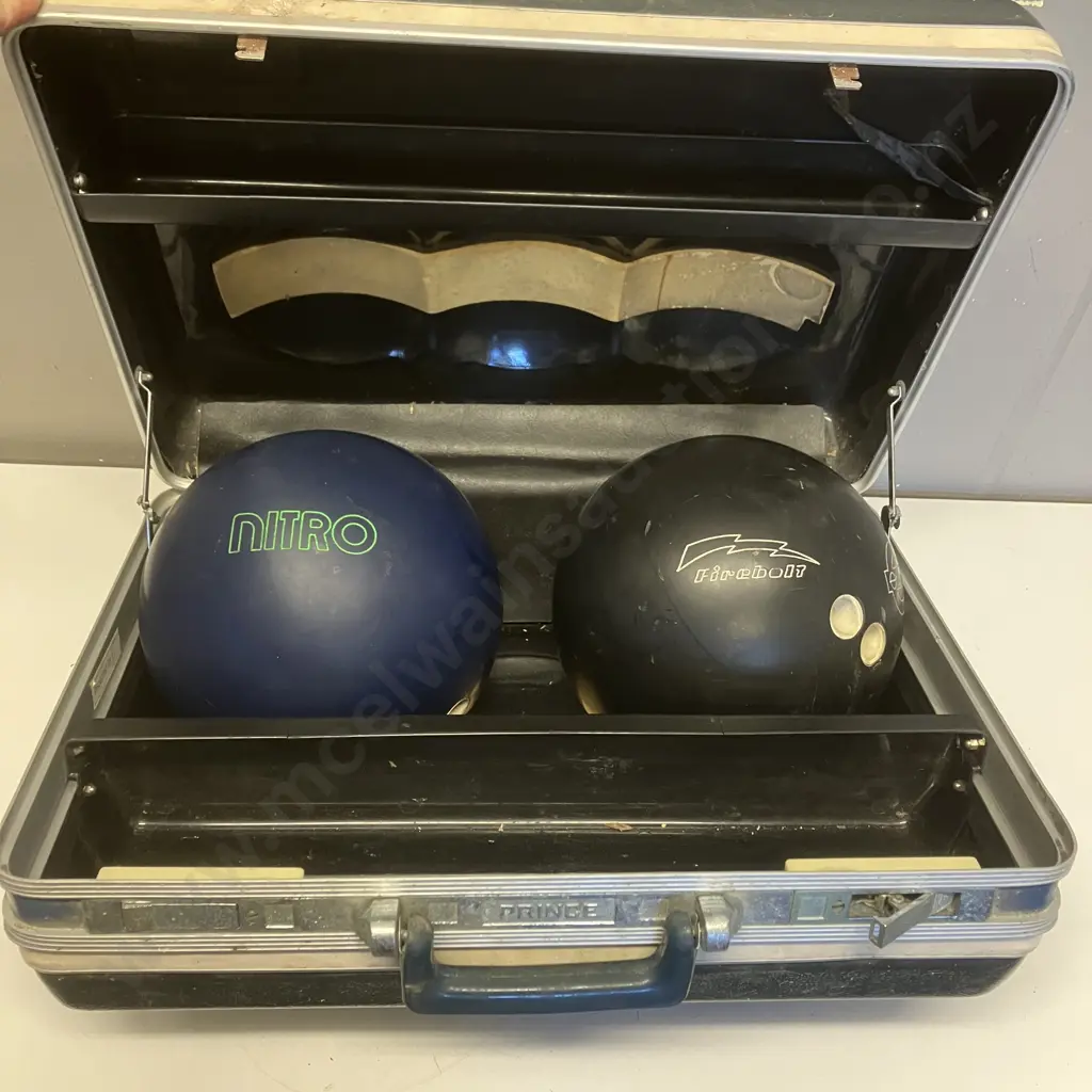 Vintage Ebonite Firebolt (6W1B330) & Ebonite Nitro (12H8169) Bowling Balls With Prince Carry Case Image 1++