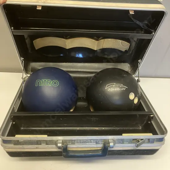 Vintage Ebonite Firebolt (6W1B330) & Ebonite Nitro (12H8169) Bowling Balls With Prince Carry Case