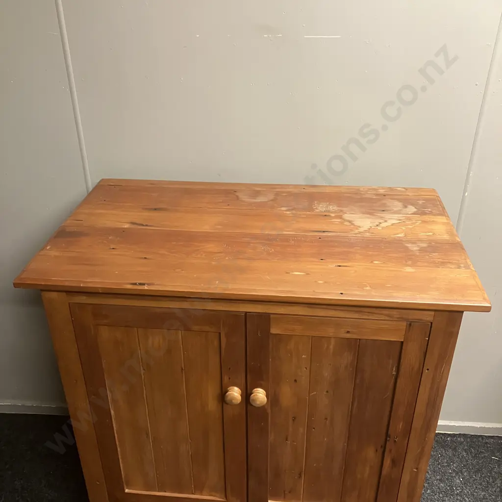 Recycled Rimu TV Cabinet, 2 Doors, Drawer At Base, Knob Handles. H110 W102 D59cm Image 1++