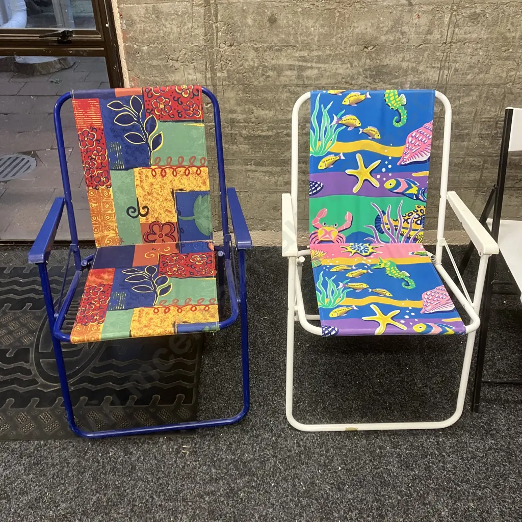 Pair of White Folding Chairs & Sprung Folding Beach Chairs Image 1++