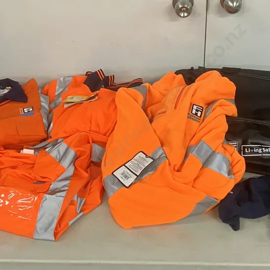 Assorted Size XL Safety Clothing With Bag - 3 x Shirts, 3 x S/S Polos, LS Vest, Polar Fleece & Beanie