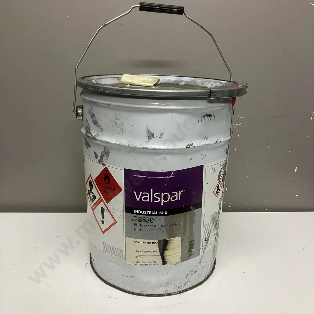 Valspar Industrial Mix TB520 PU Topcoat Binder Basic High Gloss, Patchells Silver 16 Litres Image 1++