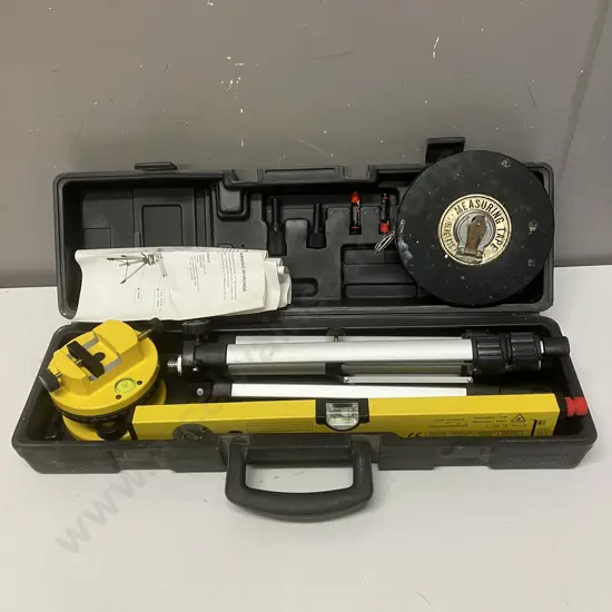 Laser level With Tripod In Case & 30m Fibreglass Measuring Tape