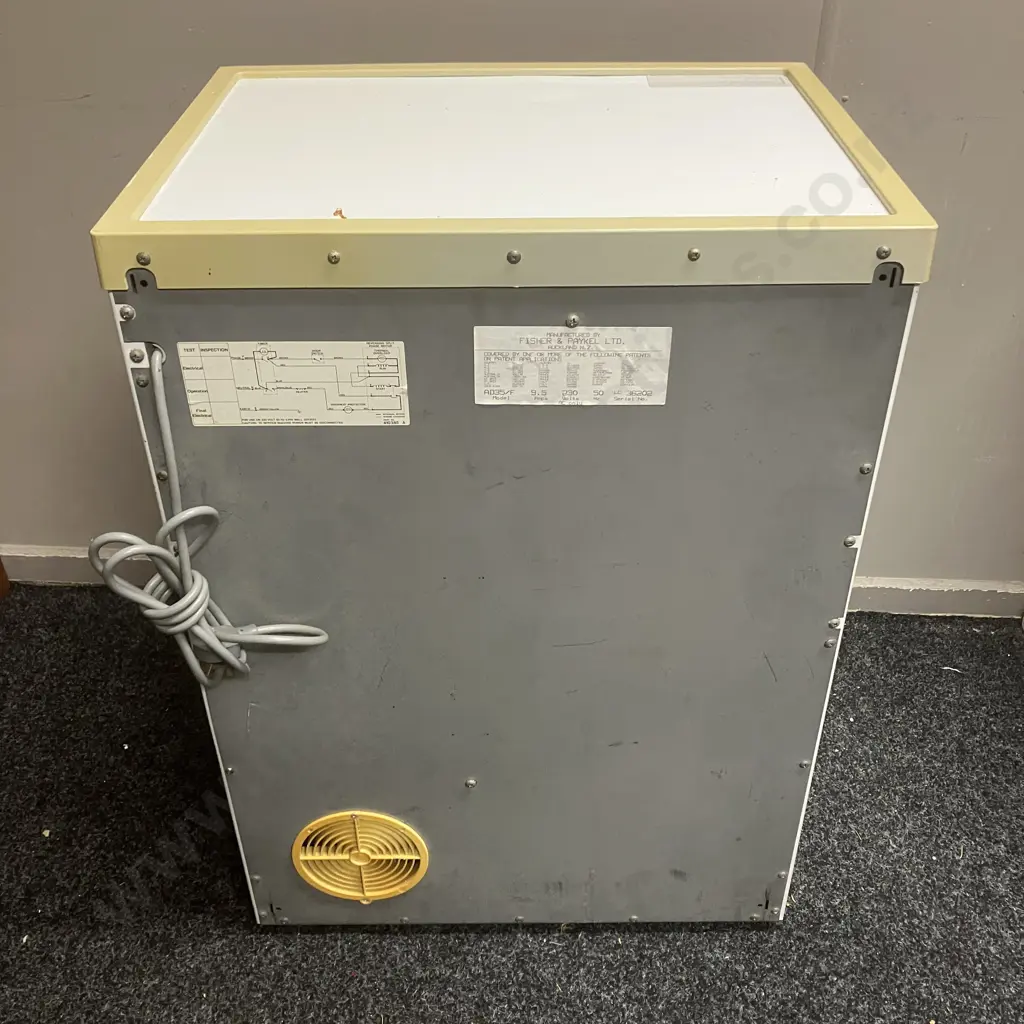F&P Frigidaire Compact Dryer Model AD35/F, #LC 36202 Image 1++