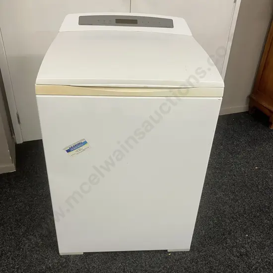 Fisher & Paykel AquaSmart 8Kg Washing Machine - Model WL80T65C, #LYN689341