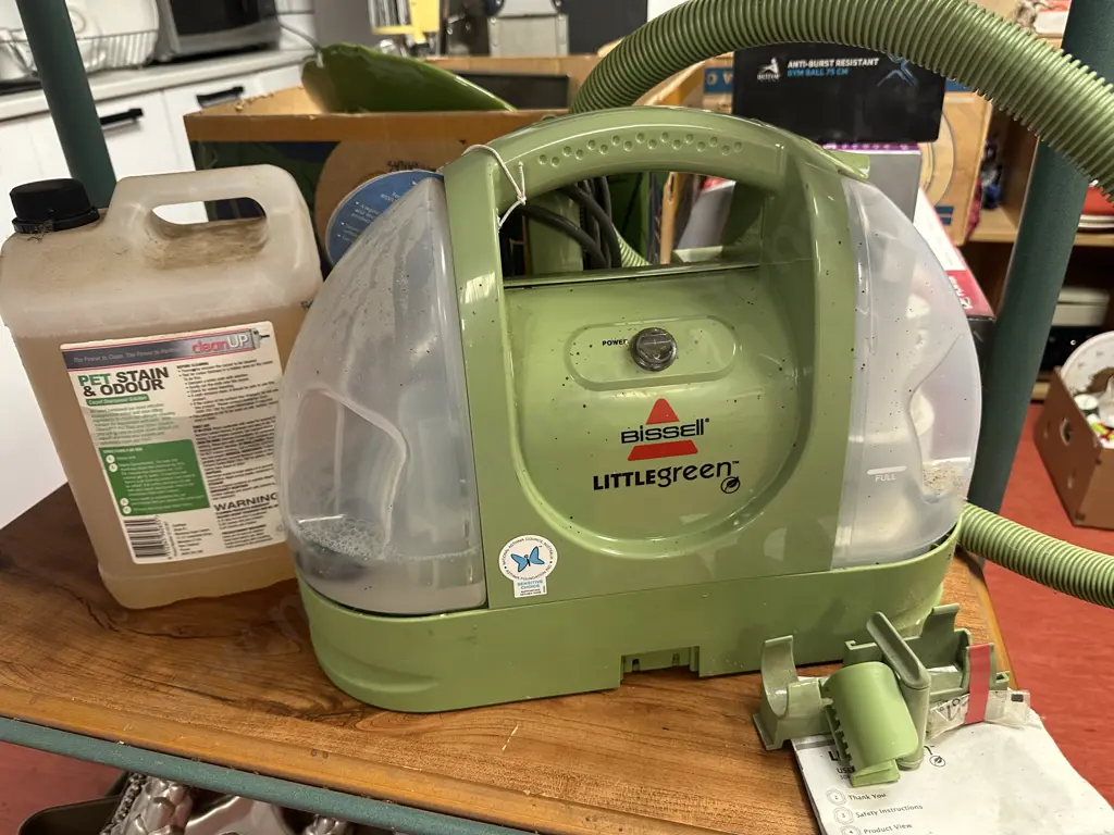 Bissell Little Green Cleaner & Pet Stain & Odour Part Container Image 1++