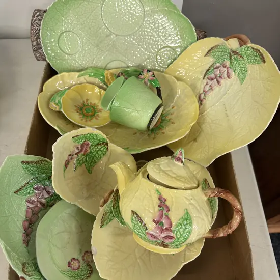 Selection Of Vintage Carlton Ware (as found condition)