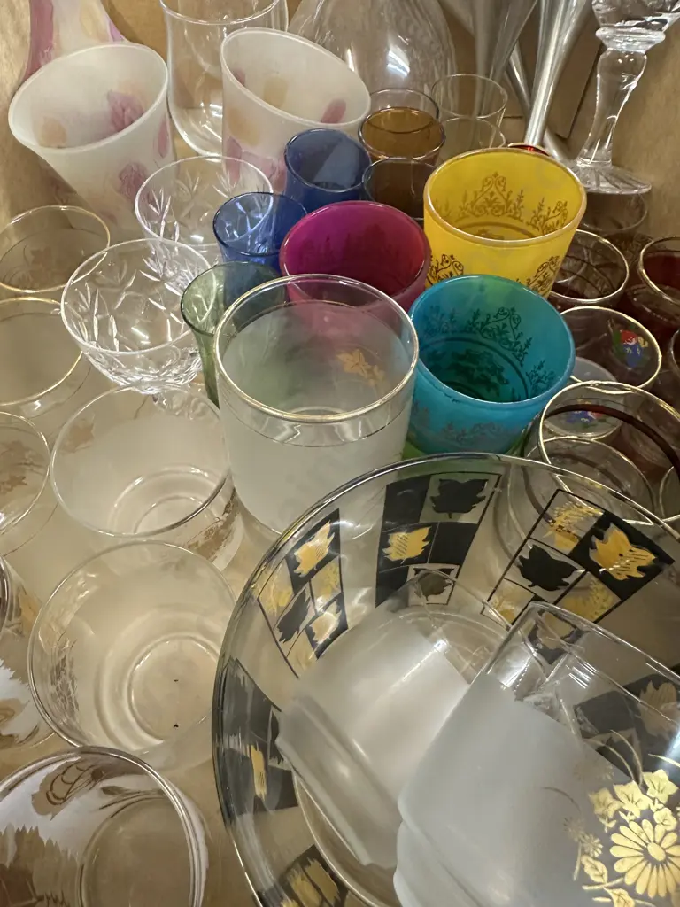 Selection Of Vintage Glass Decanters, Glassware, Ice Bucket Etc Image 1++