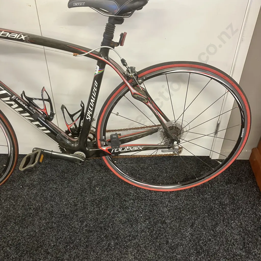 Specialized Roubaix Road Bike, 20 Speed, Carbon Fibre Frame Image 1++