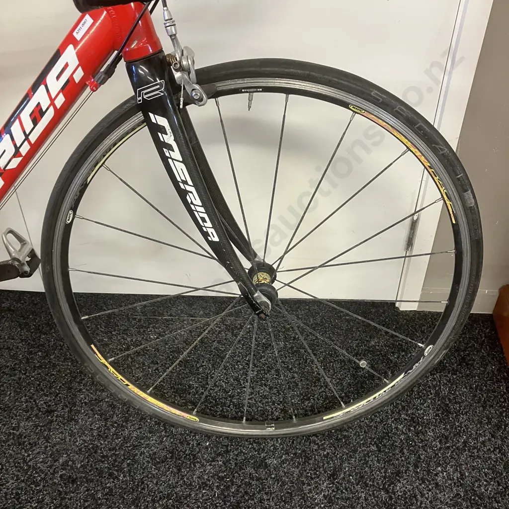 Merida S4 Road Bike, Black / Red / White Colours Image 1++